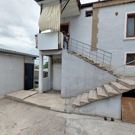 Sam'S Place, Tours With Sam Yerevan Ngoại thất bức ảnh